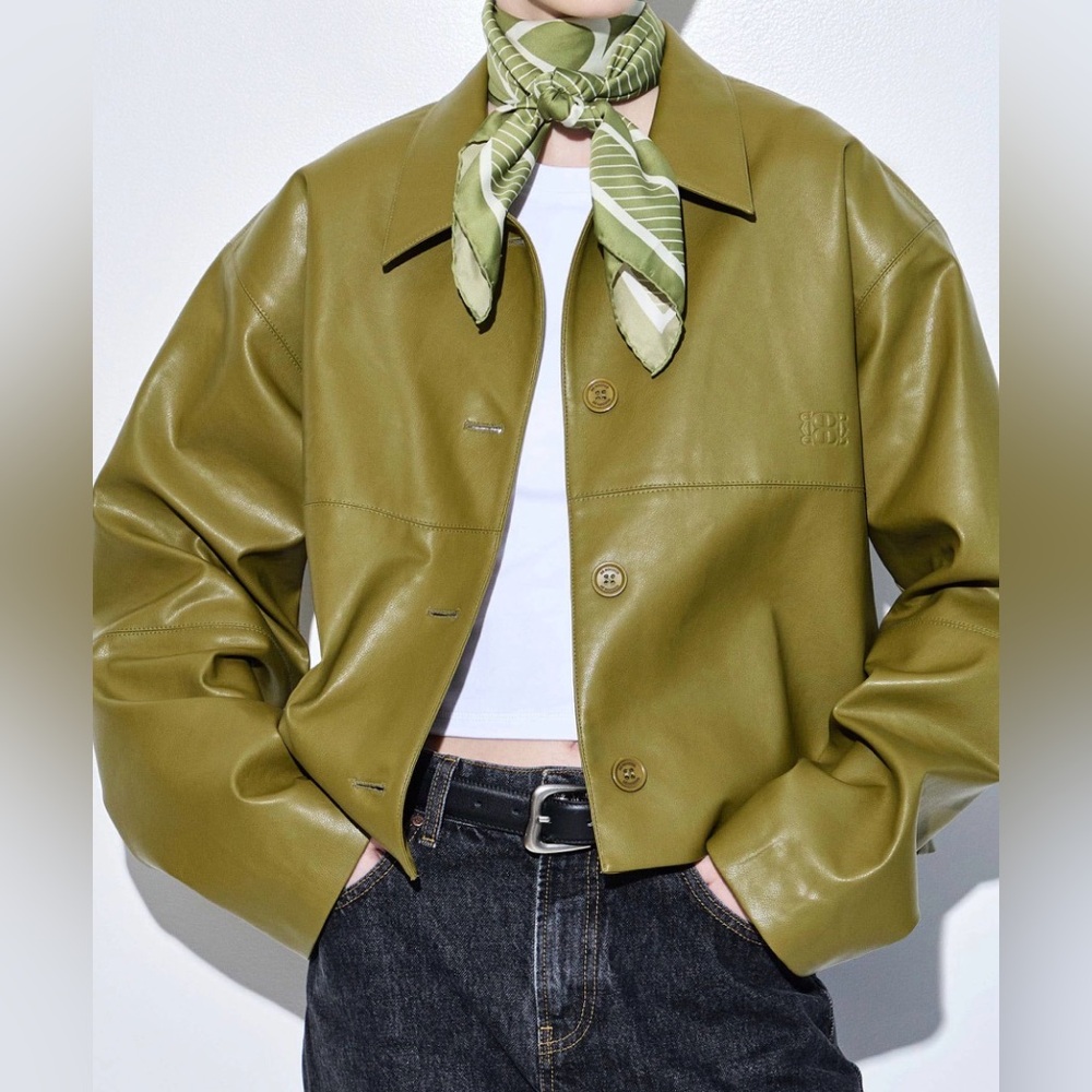 Dé Rococo | Cropped Vegan Leather Jacket | Green | Fully Lined Minimalist